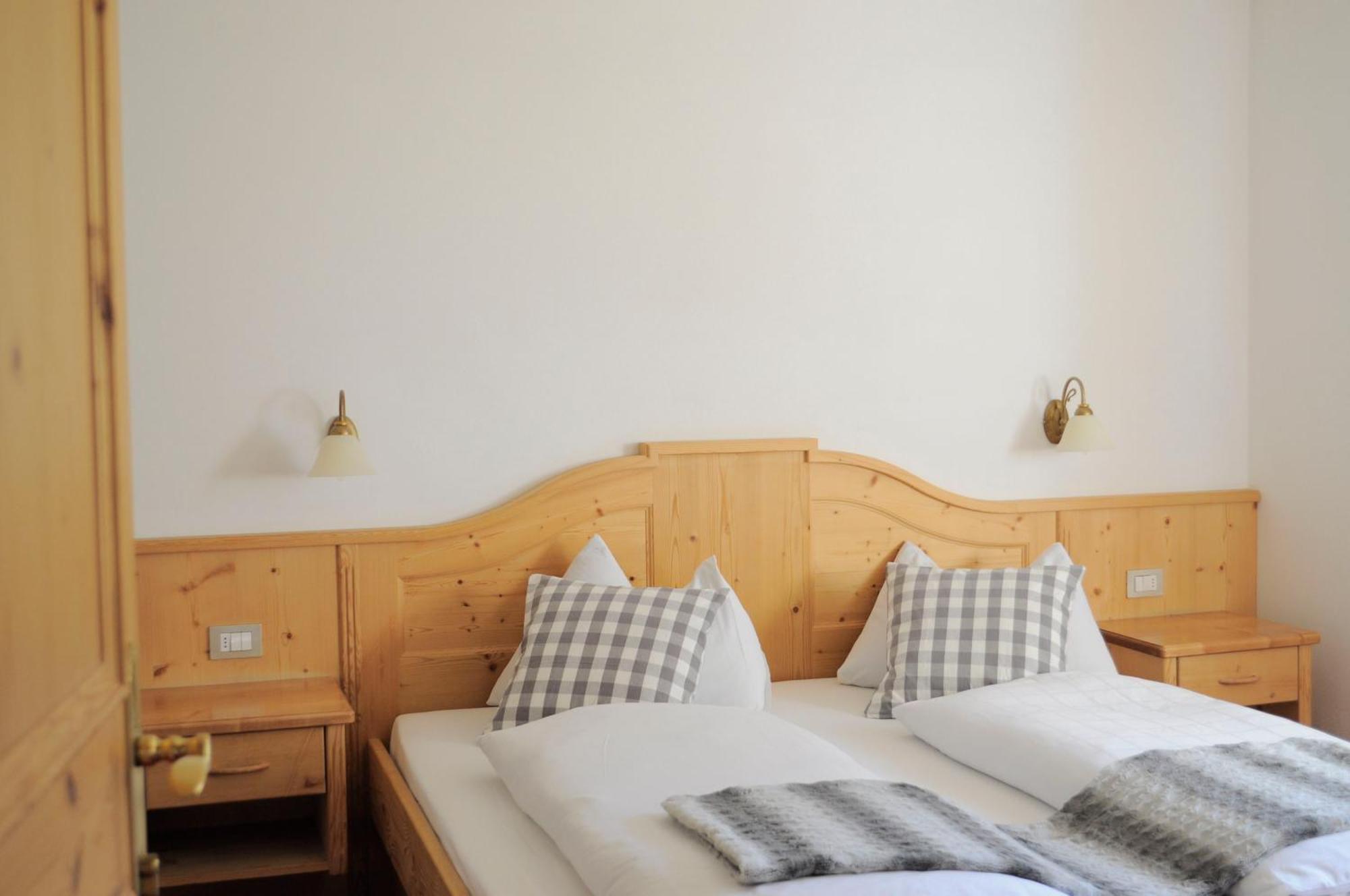 Apartments Etruska Santa Cristina Val Gardena ห้อง รูปภาพ
