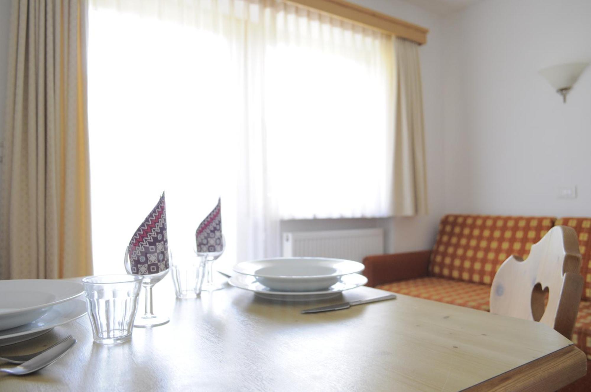 Apartments Etruska Santa Cristina Val Gardena ห้อง รูปภาพ